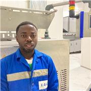 Professeur du cours d'électronique et automatisme